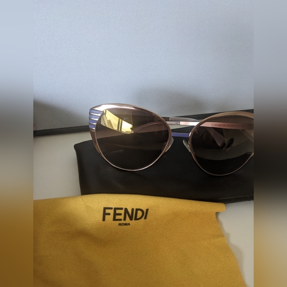 Fendi Rose FF 0017/S Sunglasses - Picture 9 of 10